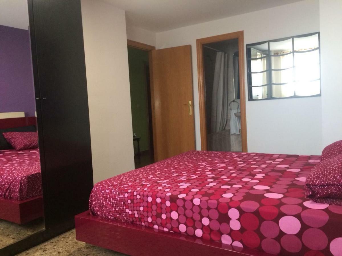 Amplio Y Comodo Apartamento Con Parking Leilighet Valencia Eksteriør bilde
