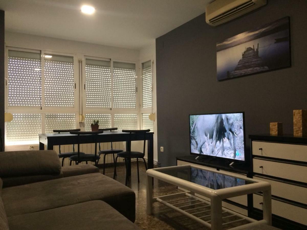Amplio Y Comodo Apartamento Con Parking Leilighet Valencia Eksteriør bilde