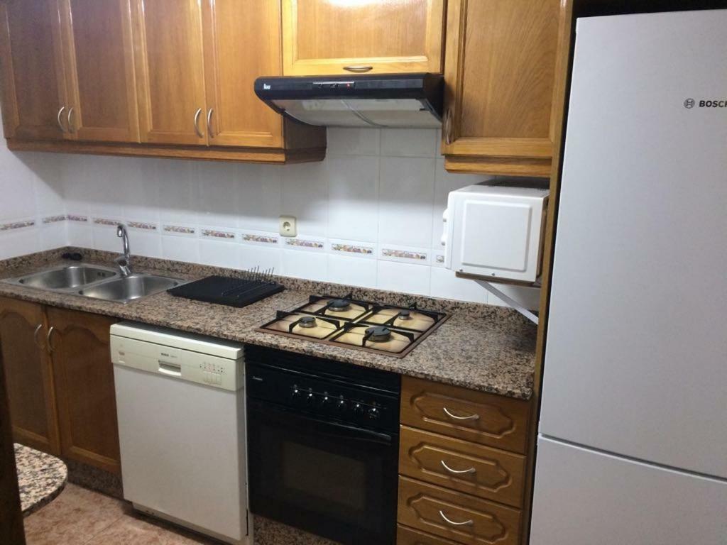 Amplio Y Comodo Apartamento Con Parking Leilighet Valencia Eksteriør bilde