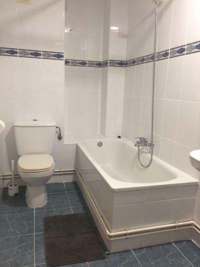 Amplio Y Comodo Apartamento Con Parking Leilighet Valencia Eksteriør bilde