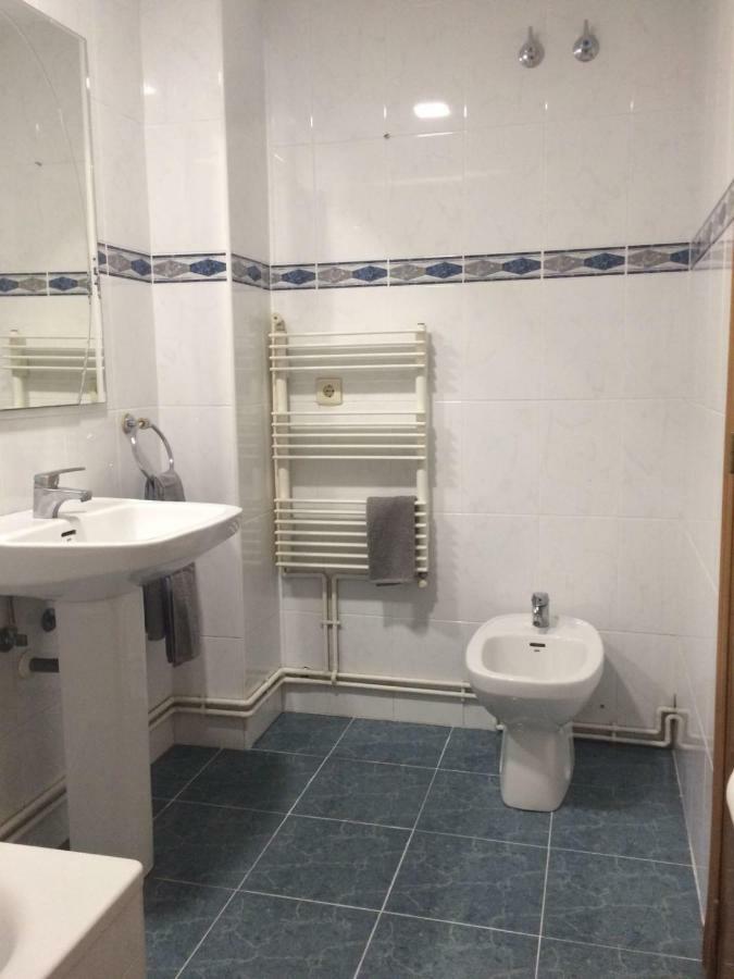 Amplio Y Comodo Apartamento Con Parking Leilighet Valencia Eksteriør bilde
