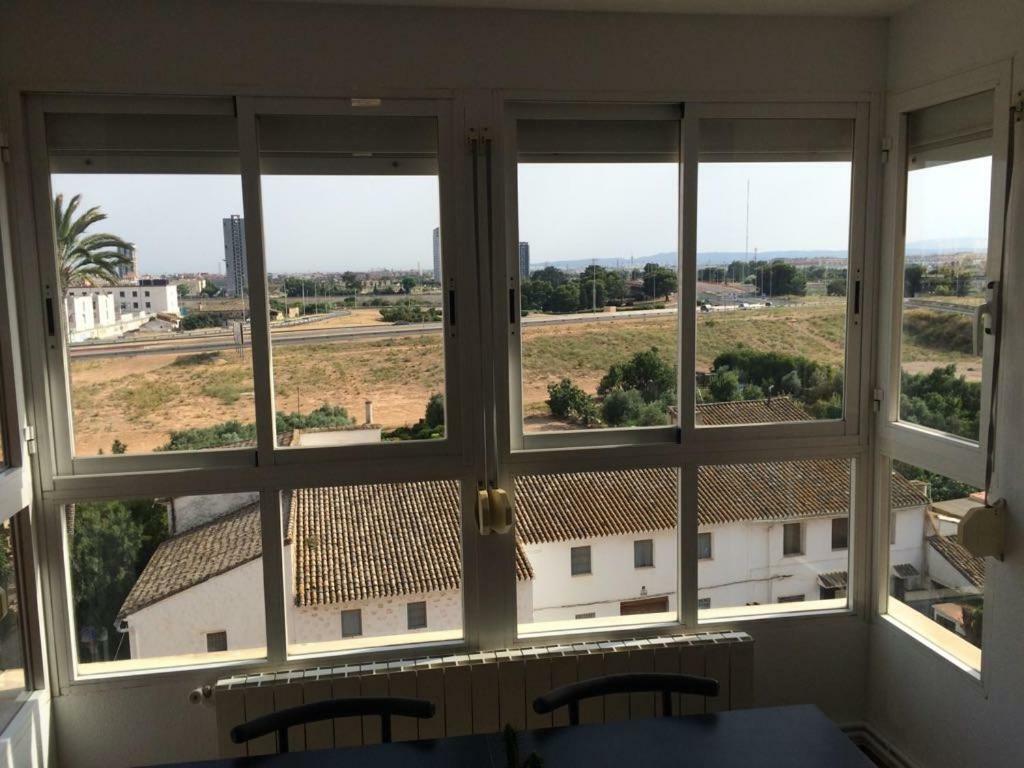 Amplio Y Comodo Apartamento Con Parking Leilighet Valencia Eksteriør bilde