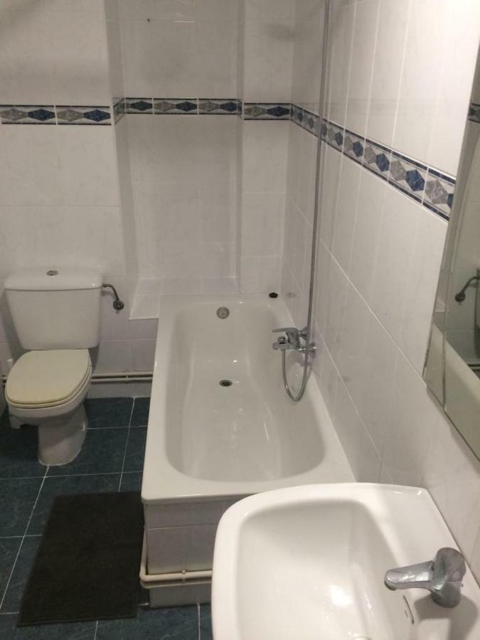 Amplio Y Comodo Apartamento Con Parking Leilighet Valencia Eksteriør bilde
