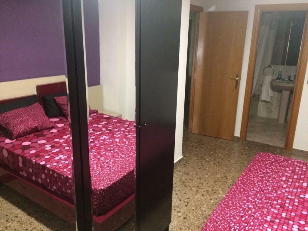 Amplio Y Comodo Apartamento Con Parking Leilighet Valencia Eksteriør bilde